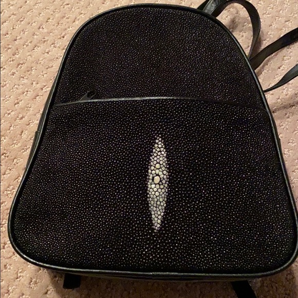 Stringray Backpack Handbag - Picture 2 of 4
